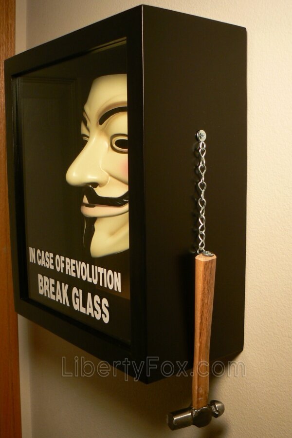In Case of Revolution Break Glass1 Devenez un Anonymous, créez et portez le masque